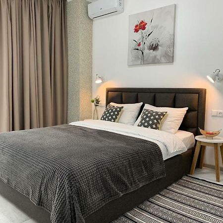 West Street Lux Apartments เคียฟ ภายนอก รูปภาพ