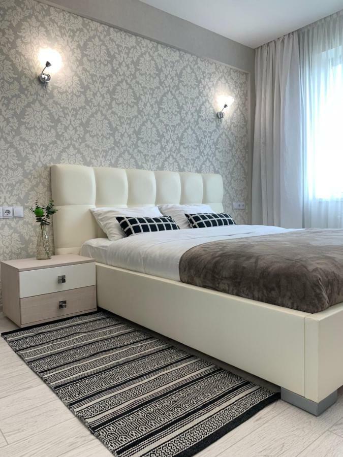 West Street Lux Apartments เคียฟ ภายนอก รูปภาพ