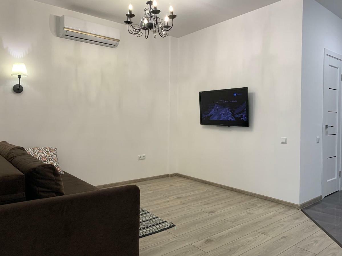 West Street Lux Apartments เคียฟ ภายนอก รูปภาพ