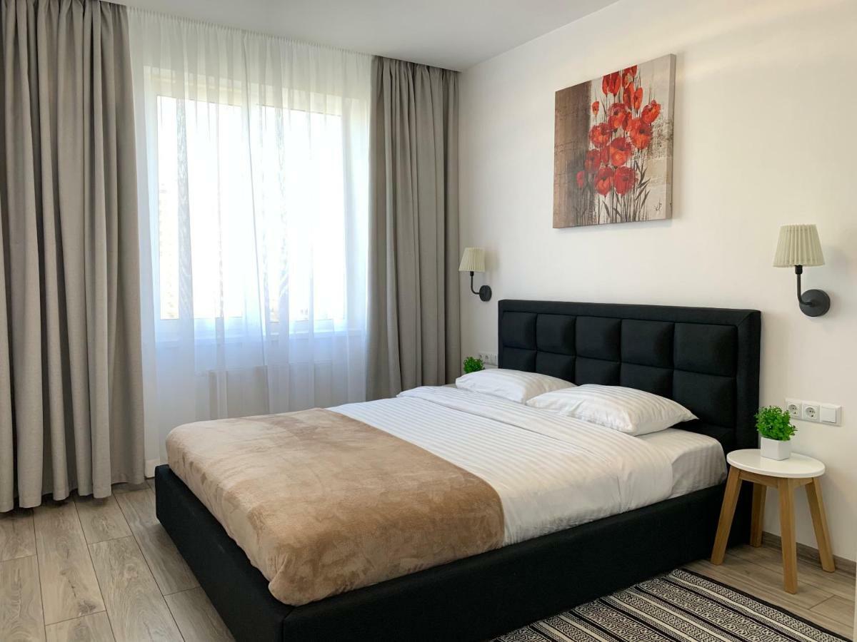 West Street Lux Apartments เคียฟ ภายนอก รูปภาพ